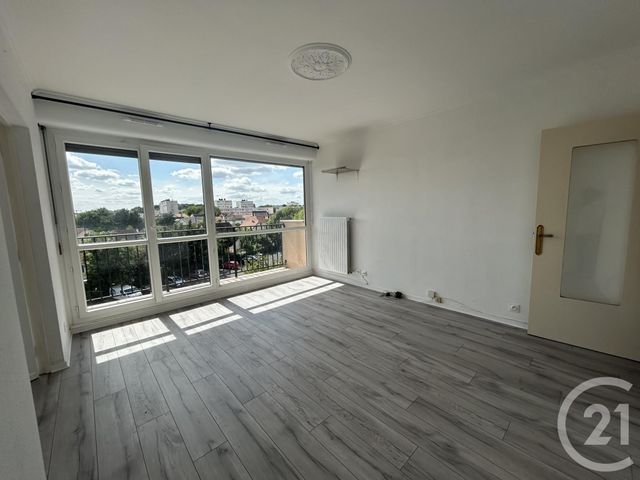 Appartement F2 à louer - 2 pièces - 47.87 m2 - RIS ORANGIS - 91 - ILE-DE-FRANCE - Century 21 Viry Plein Coeur